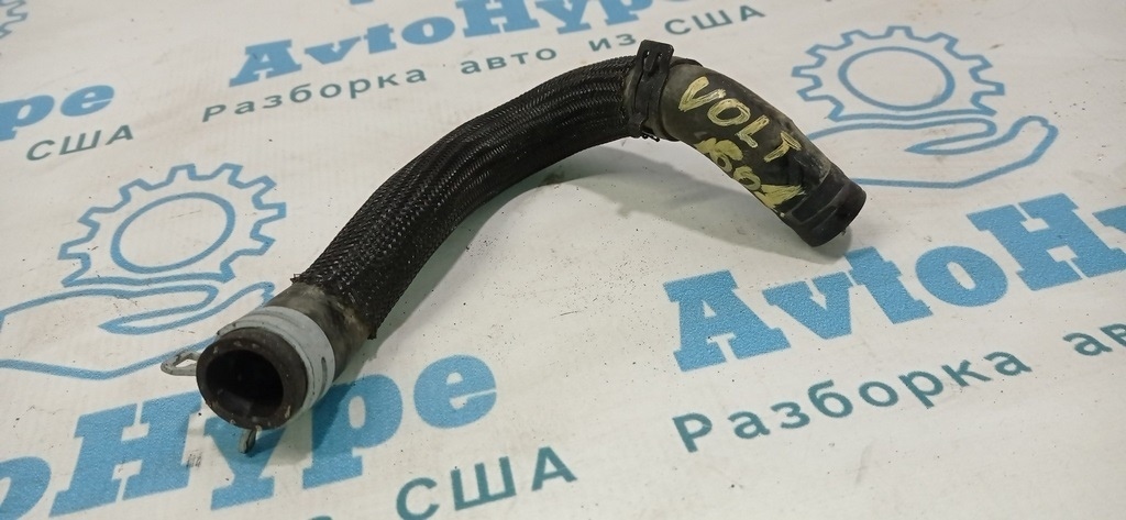 Патрубок системы охлаждения Chevrolet Volt 16-