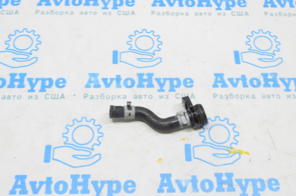 Патрубок системы охлаждения второй Audi A3 8V 15-20 (02) с фланцем