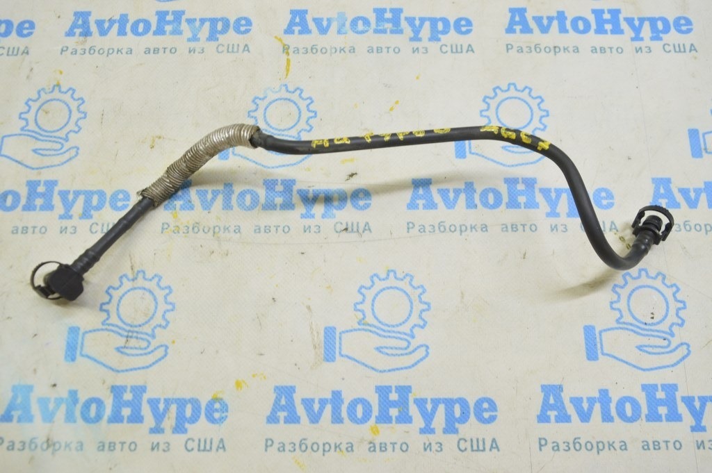 Патрубок тонкий Audi A6 C7 12-18 2.0 на турбо