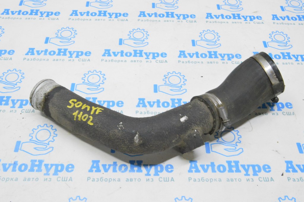Патрубок воздушный левый средн Hyundai Sonata 11-14 2.0Т под датчик