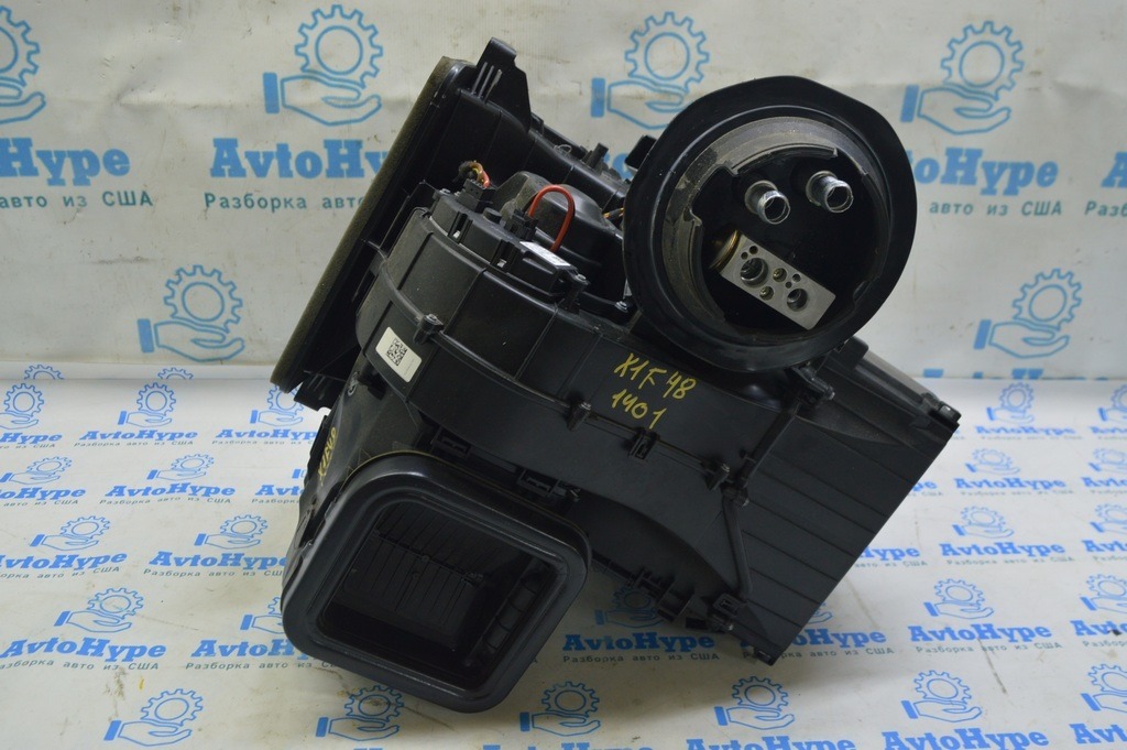 Печка в сборе BMW X1 F48 16-22 BMW X1 F48 16-21