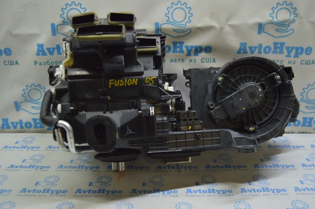 Печка в сборе Ford Fusion mk5 13- (05)