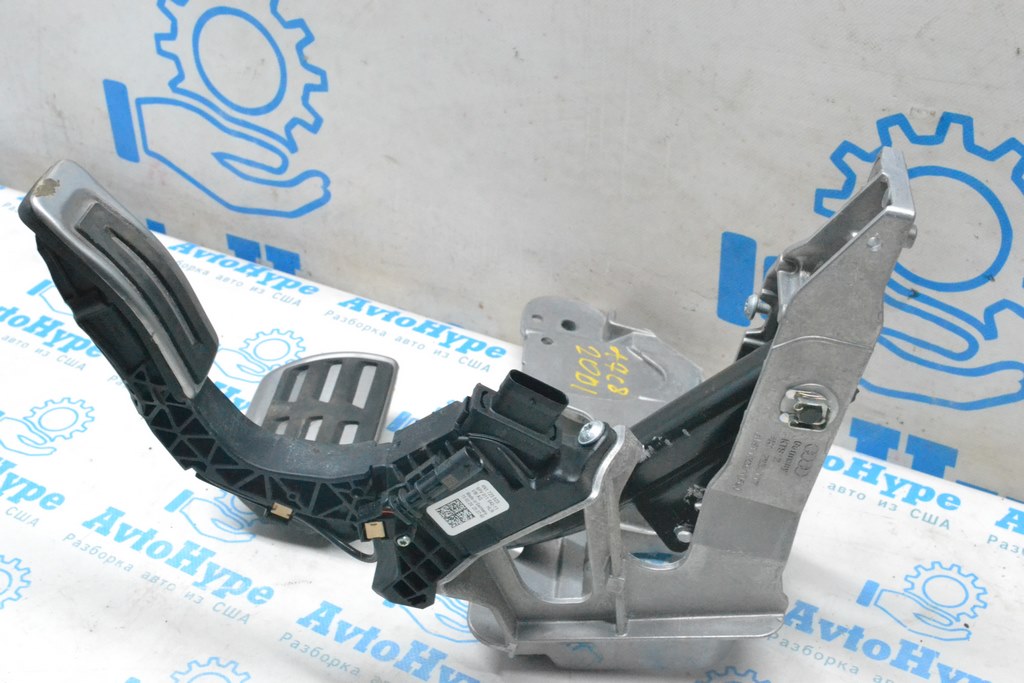 Педаль газа Audi A7 C8 19-25