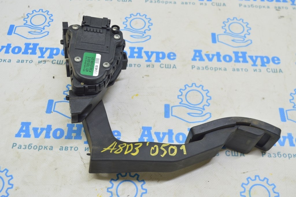 Педаль газа Audi A8 D3 03-09