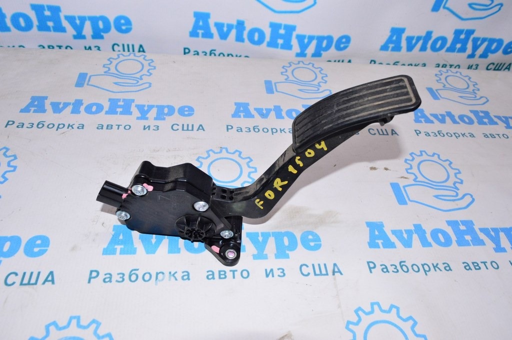 Педаль газа Subaru Forester 14-18 SJ