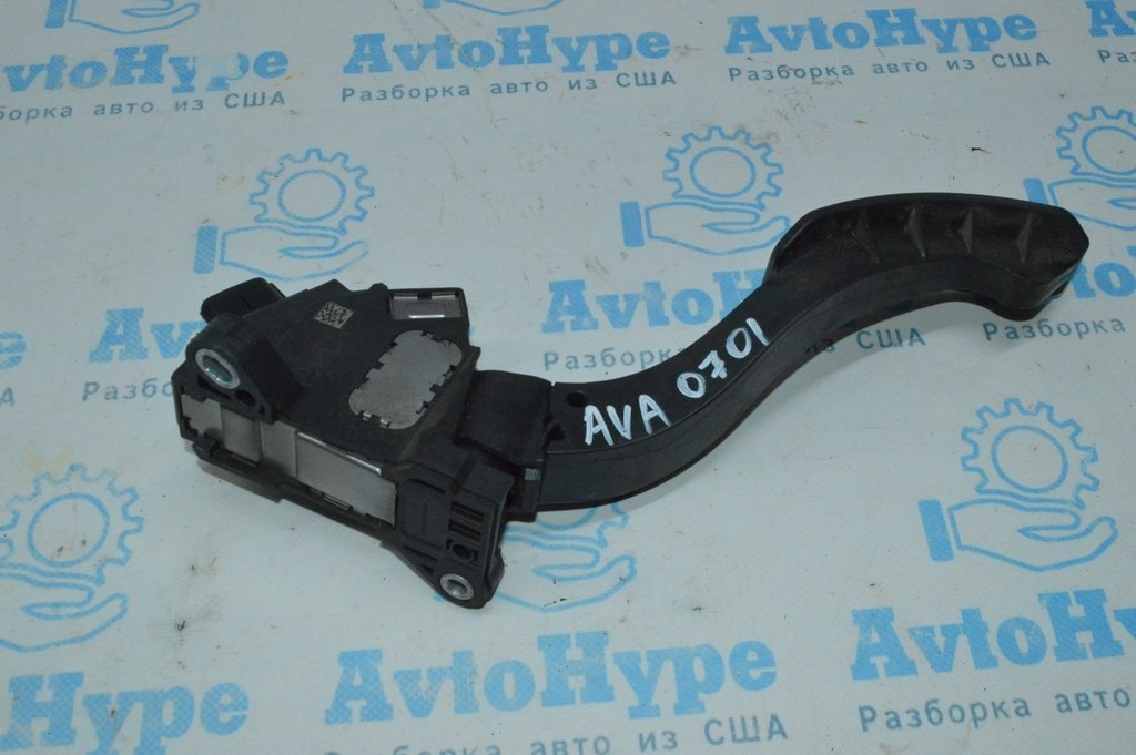 Педаль газа Toyota Avalon 05-12