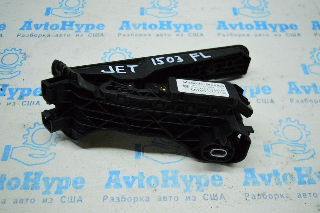 Педаль газа VW Jetta 11-18 USA