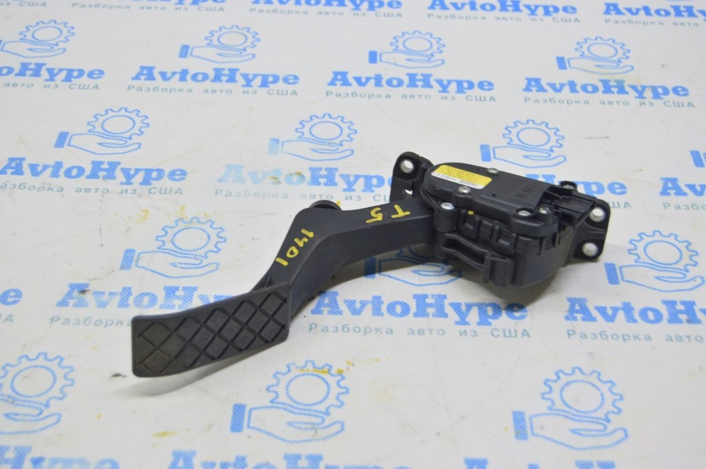 Педаль газа VW Multivan T5 09-15