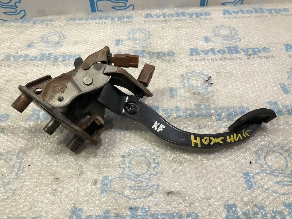 Педаль ручника Nissan Sentra 15-19