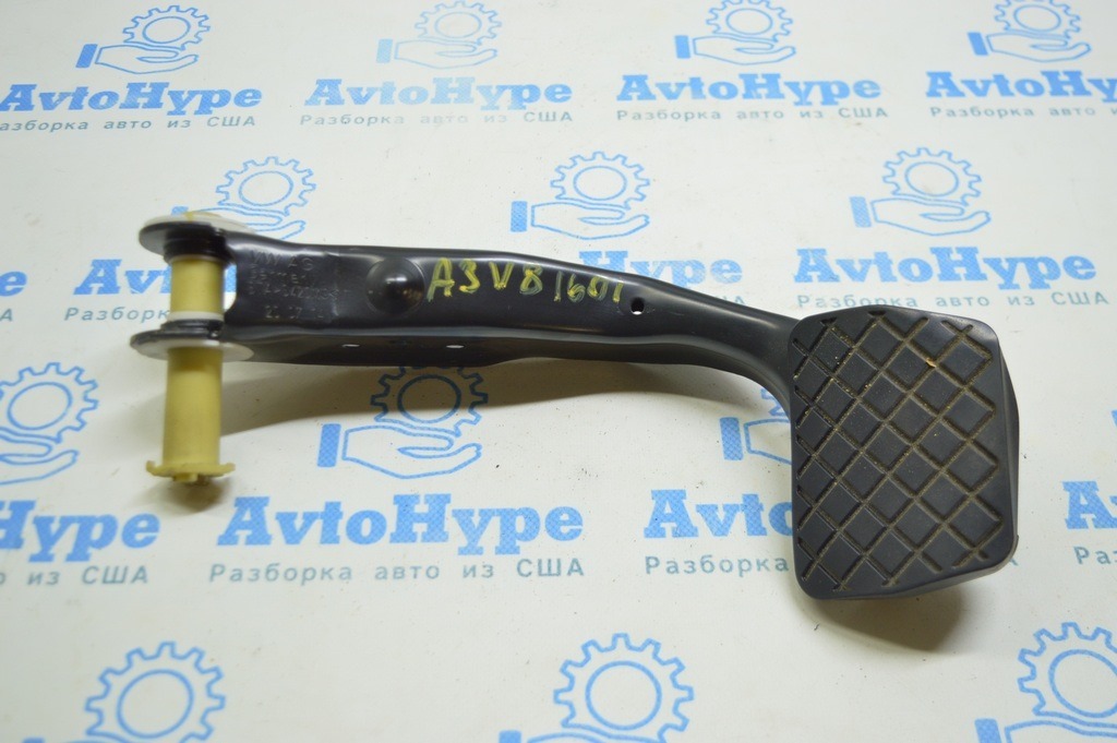 Педаль тормоза Audi A3 8V 15-20