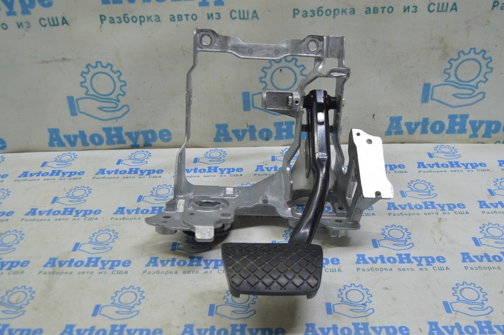 Педаль тормоза Audi A4 B9 17-