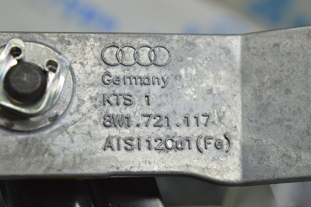 Педаль тормоза Audi A4 B9 17- — фото 4