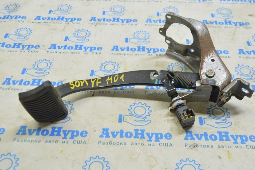 Педаль тормоза Hyundai Sonata 11-15