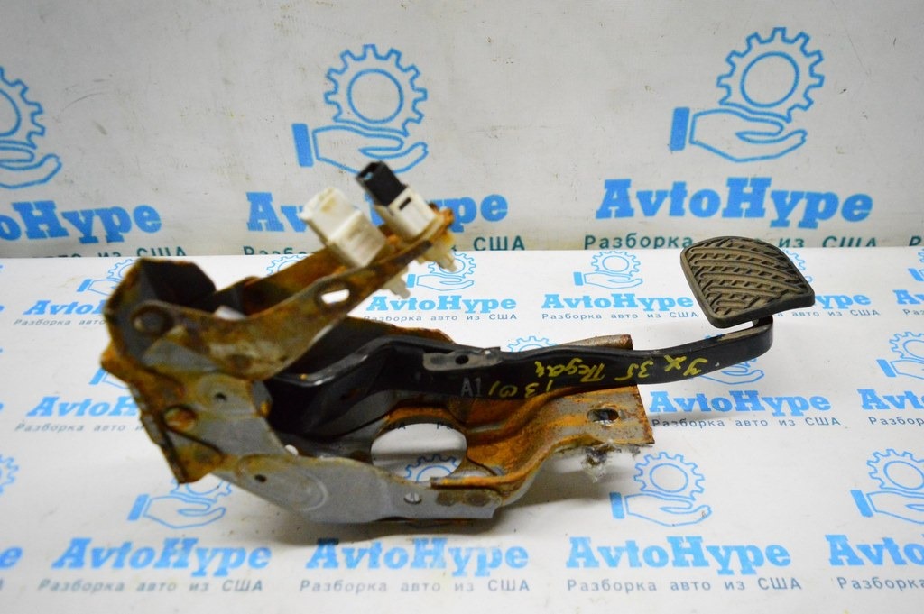 Педаль тормоза Infiniti JX35 QX60 13-