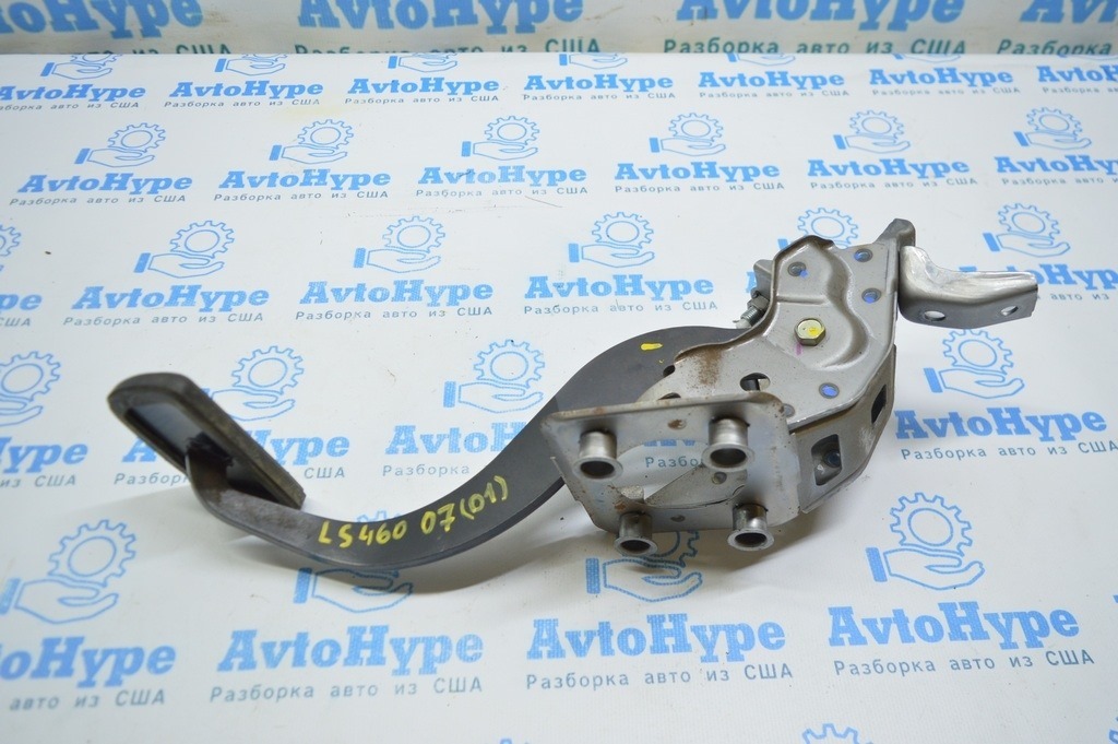 Педаль тормоза Lexus LS460 LS600h 07-12