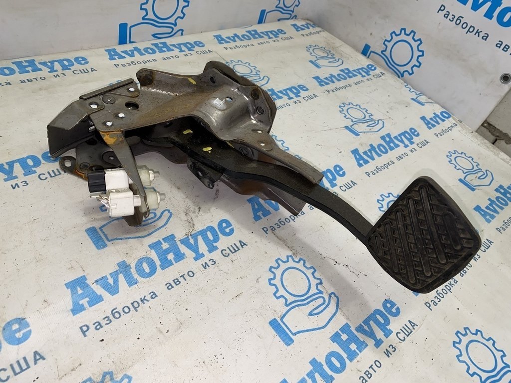 Педаль тормоза Nissan Murano z52 15-