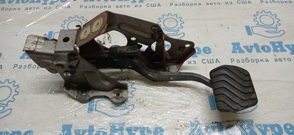 Педаль тормоза Nissan Rogue 14- — фото 2
