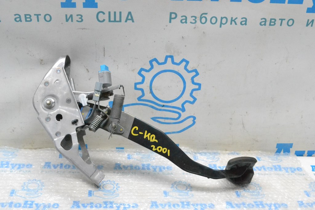 Педаль тормоза Toyota C-HR 18-23