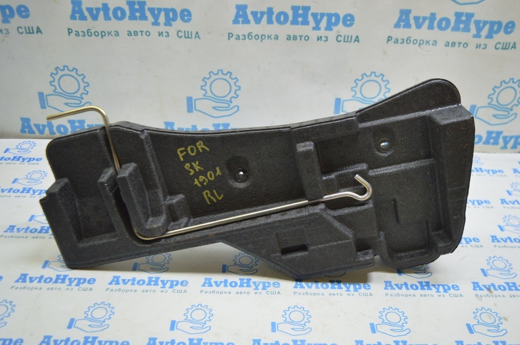Пенопласт багажника левый Subaru Forester 19- SK с ручкой домкрата 97040AC010