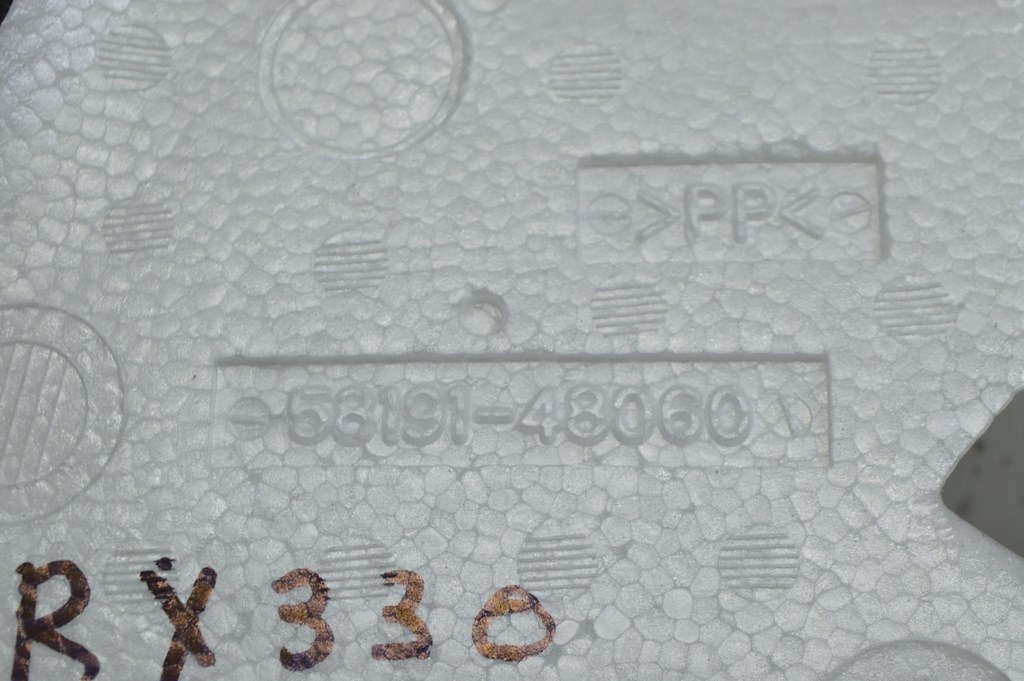 Пенопласт ног водителя Lexus RX300 RX330 RX350 RX400h 04-09 — фото 2