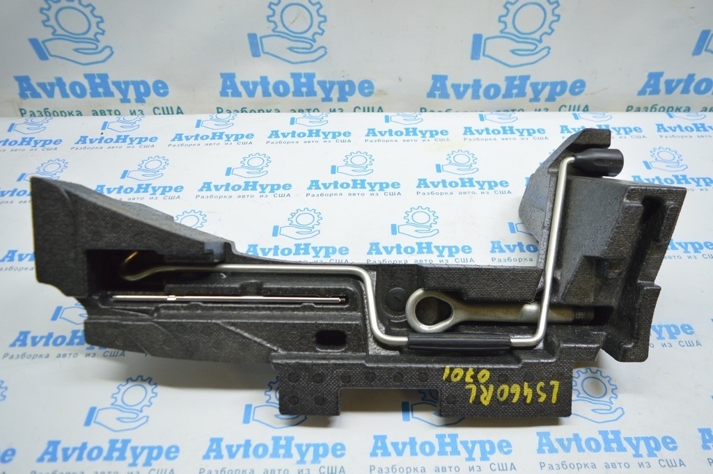 Пенопласт под инструмент лев Lexus LS460 LS600h 07-08 в сборе ,комплект