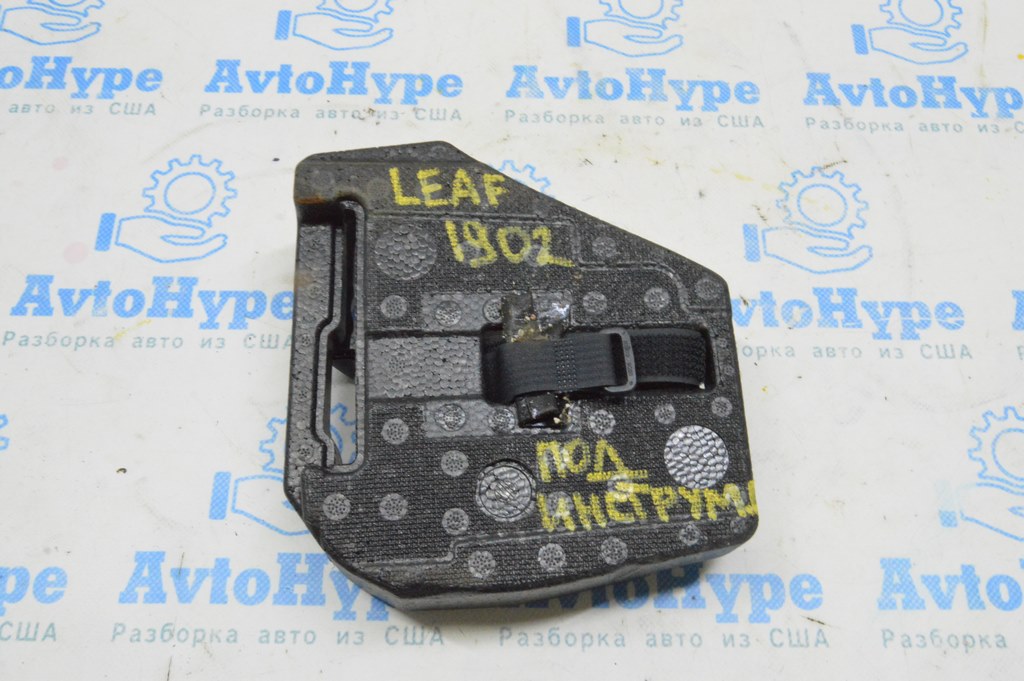 Пенопласт под компрессор Nissan Leaf 18-24