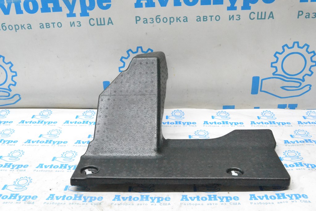 Пенопласт под полом водителя Toyota Tundra 22-