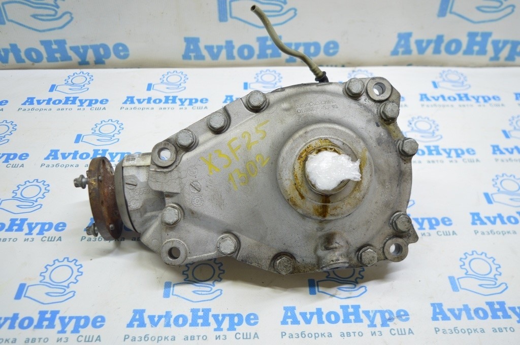 Передний редуктор (раздатка) BMW X3 F25 11-17 3.38 (02) скол ,ни на что не влияет