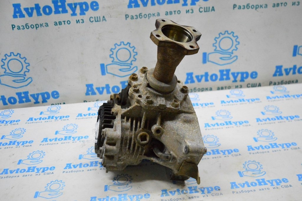 Передний редуктор (раздатка) Infiniti JX35 2013 (01)