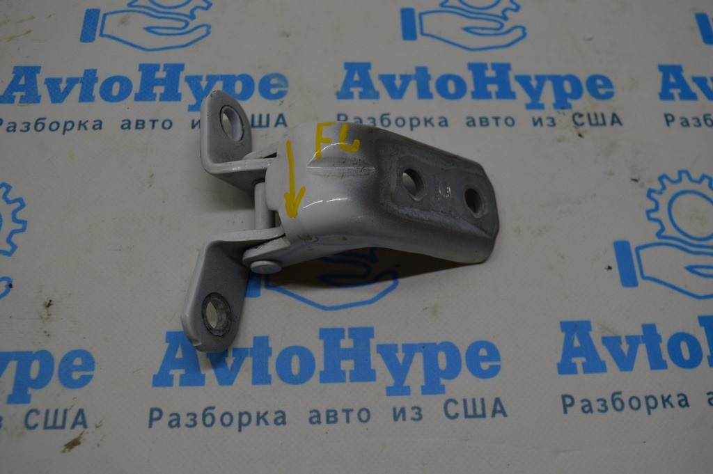 Петля двери нижняя перед лев HYUNDAI ELANTRA AD 17-