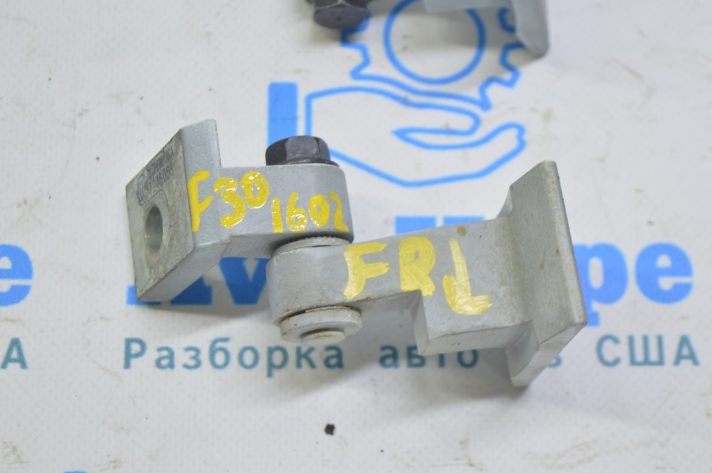 Петля двери нижняя перед прав BMW 3 F30 12-19