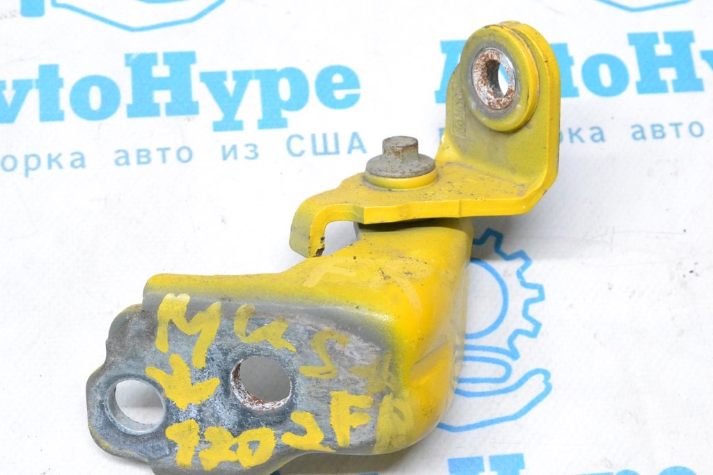 Петля двери нижняя перед прав Ford Mustang mk6 15-
