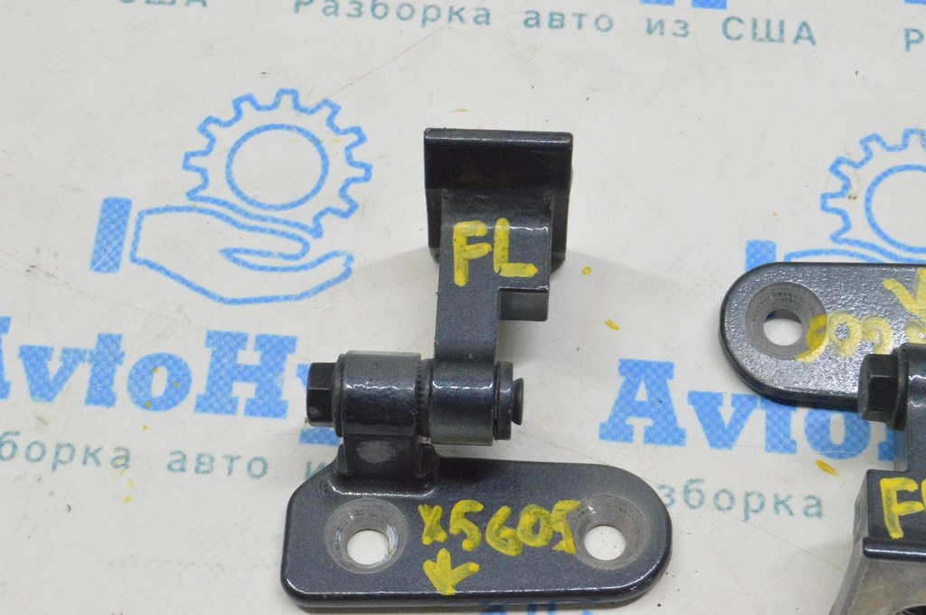 Петля двери нижняя передняя левая BMW X5 G05 19-24