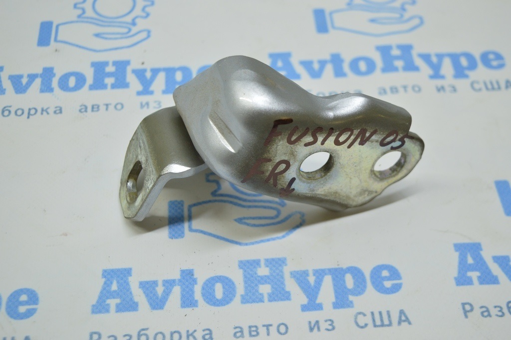 Петля двери нижняя передняя правая Ford Fusion mk5 13-20