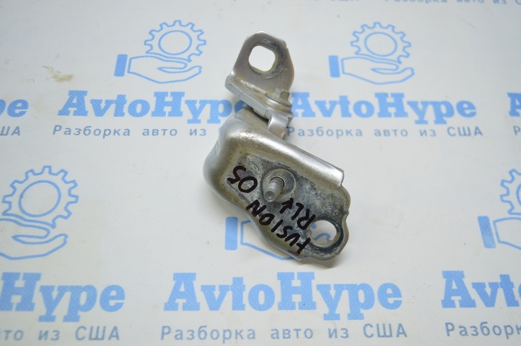 Петля двери нижняя задняя левая Ford Fusion mk5 13-20