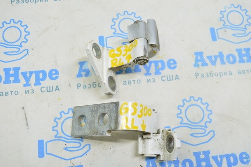 Петля двери нижняя задняя левая Lexus GS300 GS350 GS430 GS450h 06-11