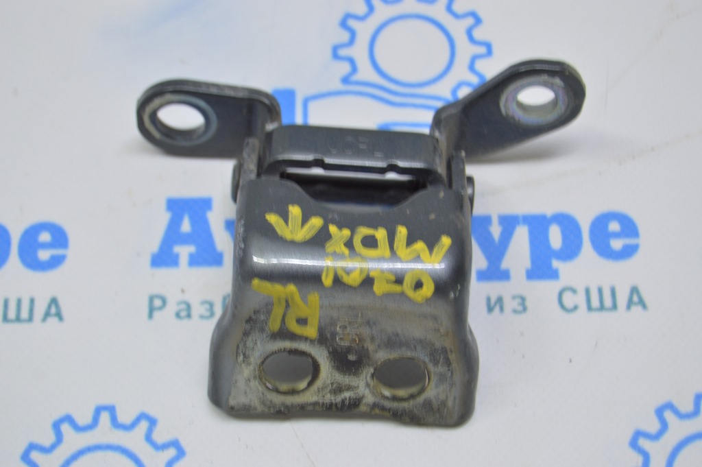 Петля двери верхняя зад лев Acura MDX 07-13