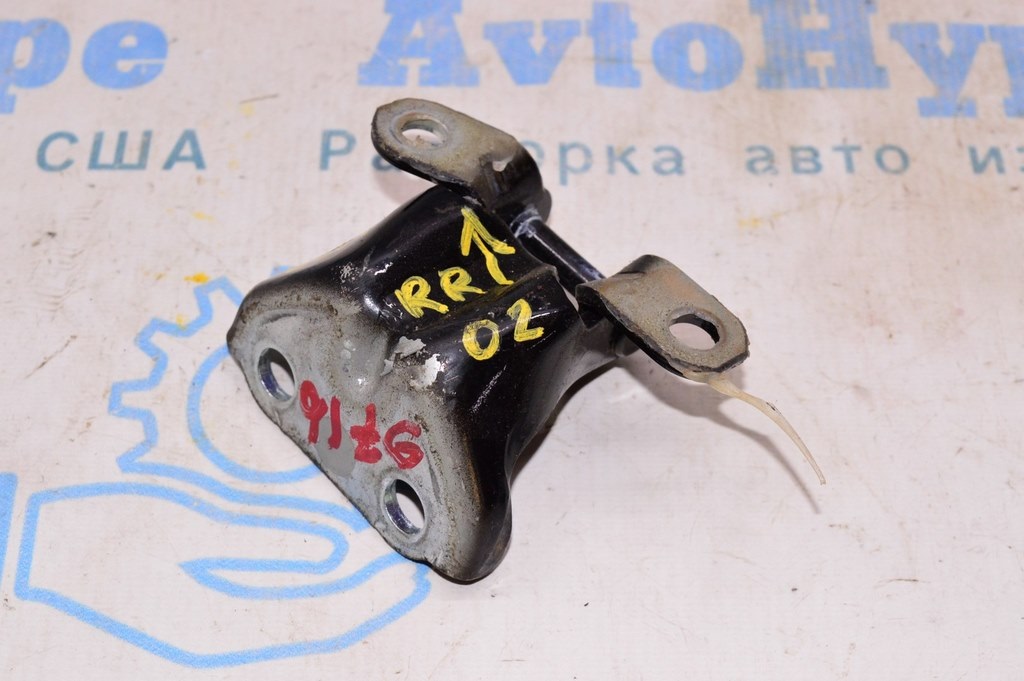 Петля двери верхняя зад лев Subaru Outback 15-19
