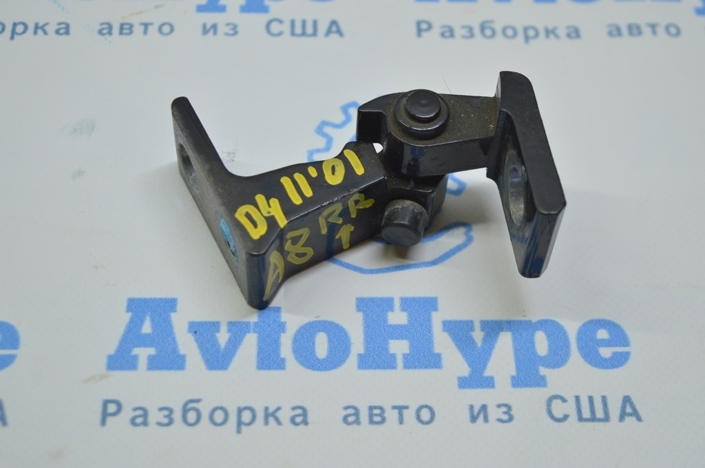Петля двери верхняя зад прав Audi A8 D4 10-17