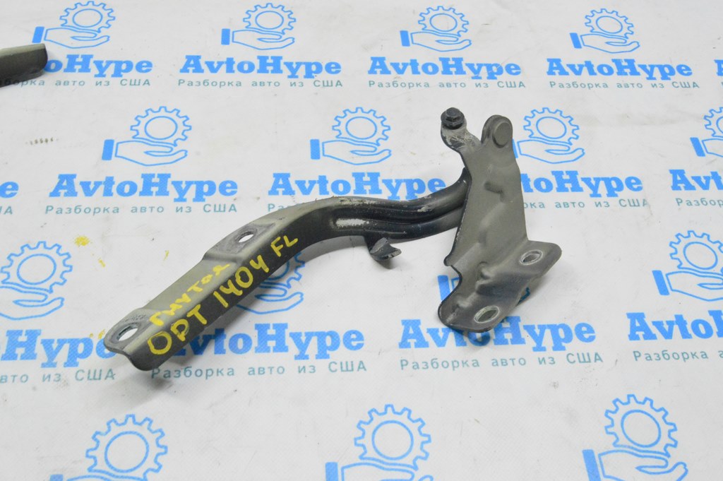 Петля капота левая Kia Optima 11-15 (04) гнутая