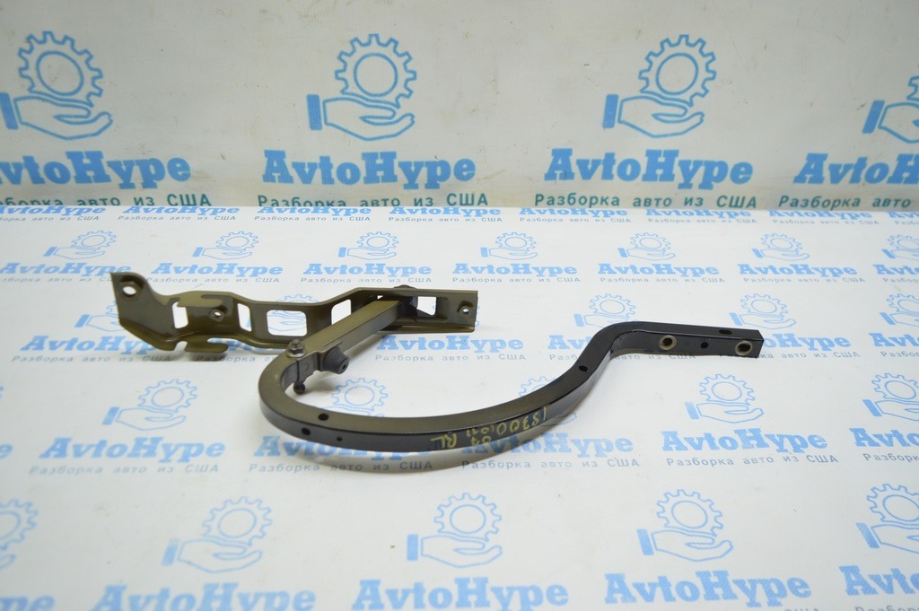 Петля крышки багажника левая Lexus IS250/IS300/IS350 06-13
