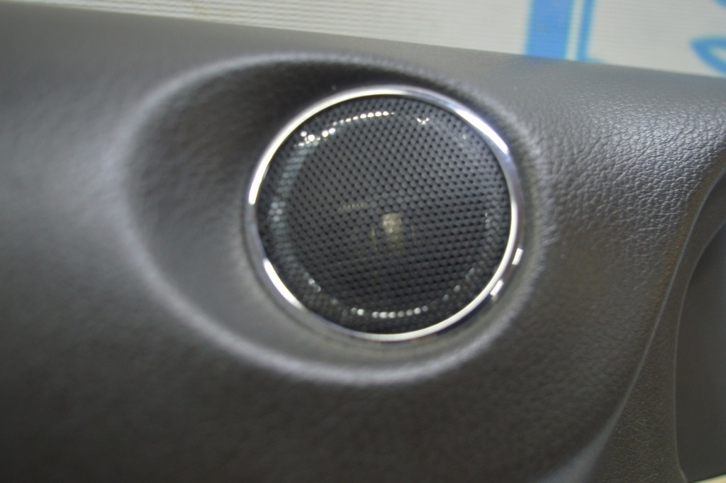 Пищалка в карте дверной перед левой Lexus RX350 RX450h 10-15 mark levinson (01)