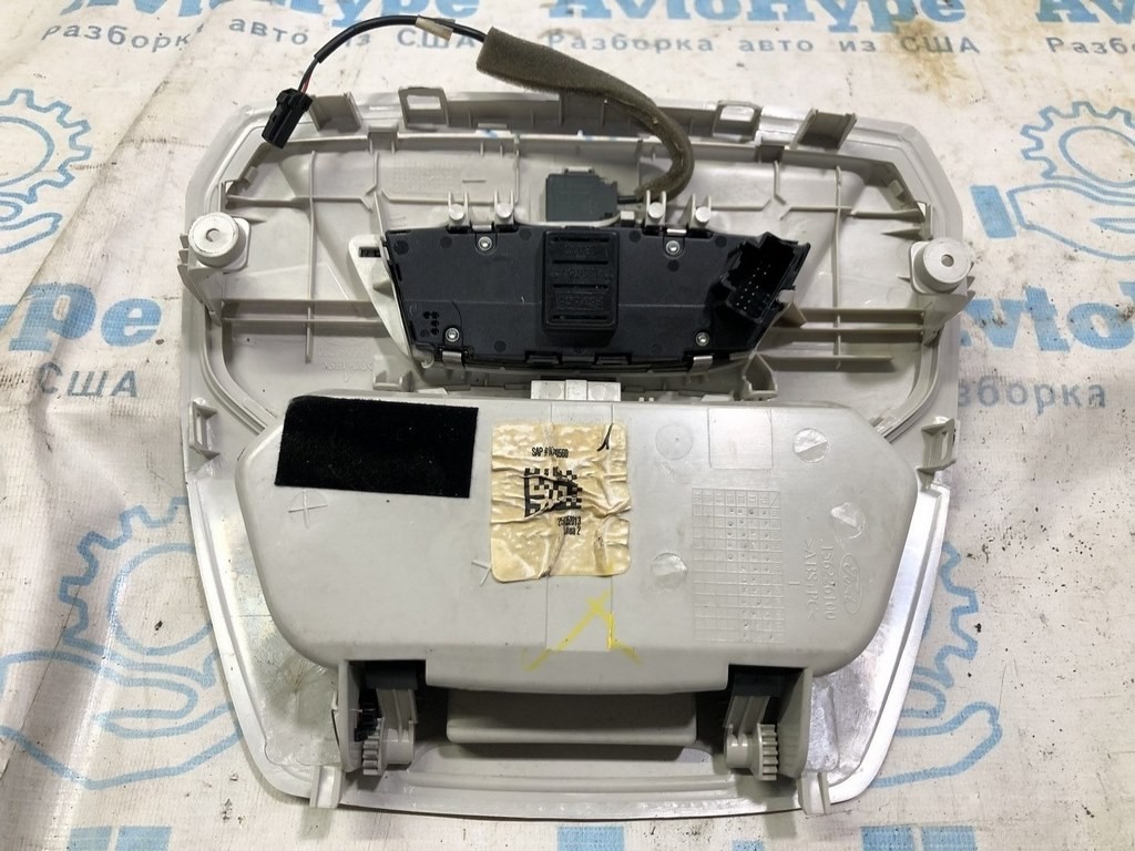 Плафон освещения перед Ford C-max MK2 13- серый панорама — фото 2