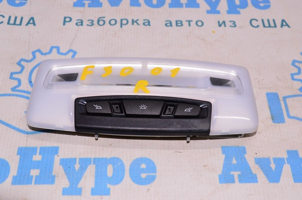 Плафон освещения задний BMW 3 F30 12-19