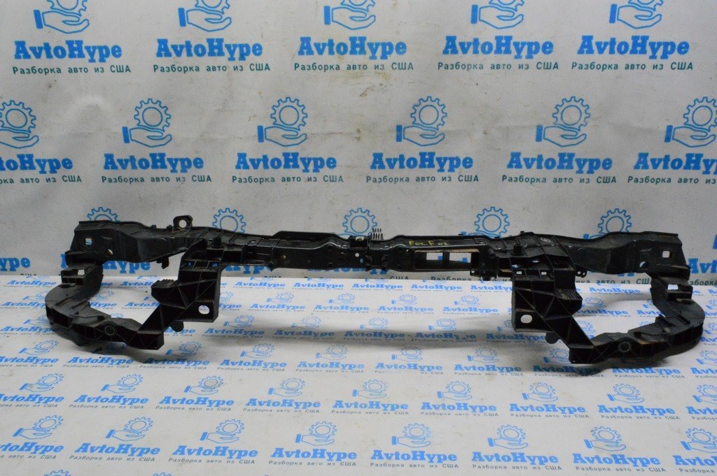 Планка телевизора верхняя Ford Focus mk3 11-18 usa