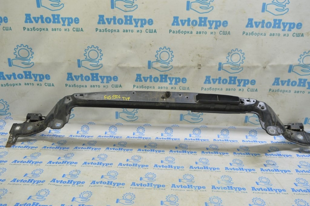 Планка телевизора верхняя Ford Fusion mk5 13-16 (06) делалась