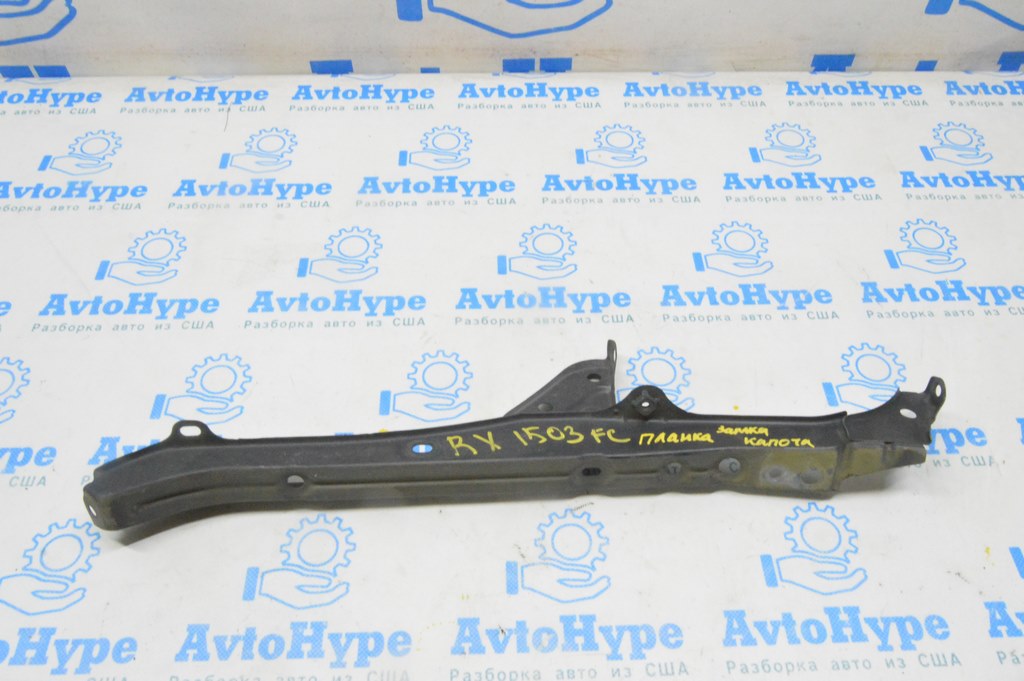 Планка замка капота Lexus RX350 RX450h 10-15