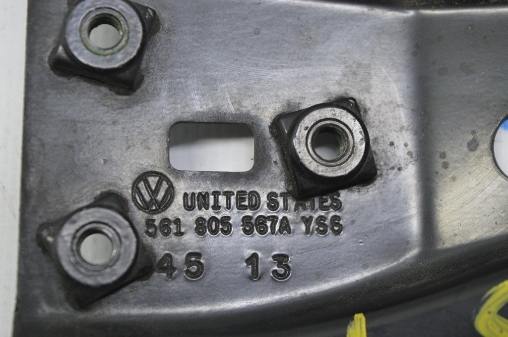 Планка замка капота VW Passat b7 USA — фото 2