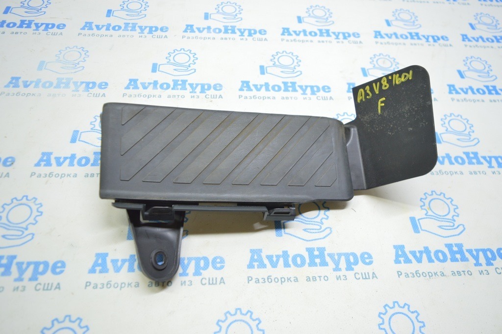 Площадка для отдыха ноги Audi A3 8V 15-20 черн
