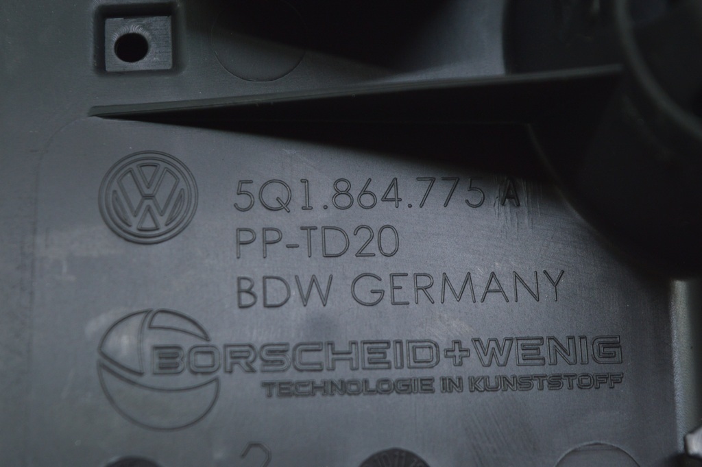 Площадка для отдыха ноги Audi A3 8V 15-20 черн — фото 2
